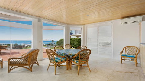 Azur 1 - South One Mile Beach - New South Wales Tourism  3