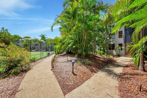 Baden 70 - Rainbow Shores, Ground Floor, Air Con, Overlooking Lap Pool - New South Wales Tourism  2