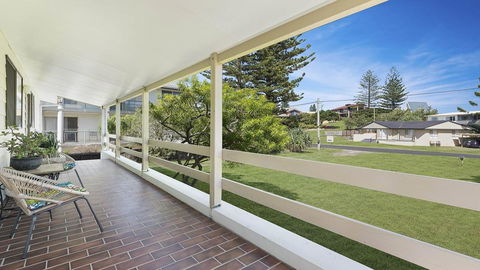 Bailey's Beach House - New South Wales Tourism  2