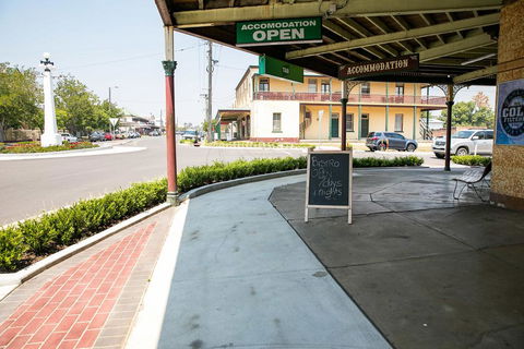 Bank Hotel Dungog - New South Wales Tourism  2