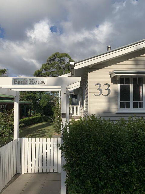 Bank House Tamborine Mountain - New South Wales Tourism  1