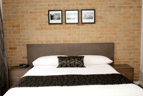 Banna Suites Apartments - New South Wales Tourism  0