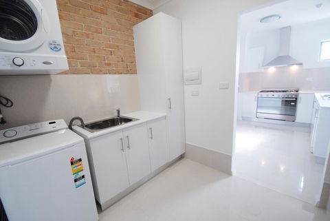 Banna Suites Apartments - New South Wales Tourism  1