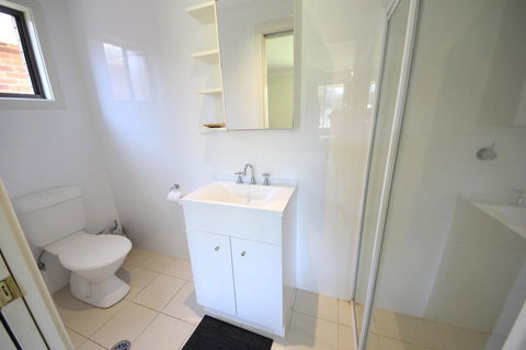 Barefoot Bungalow At Hat Head - New South Wales Tourism  3