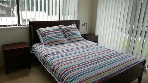 BARRELS AT BOOMERANG - New South Wales Tourism  2