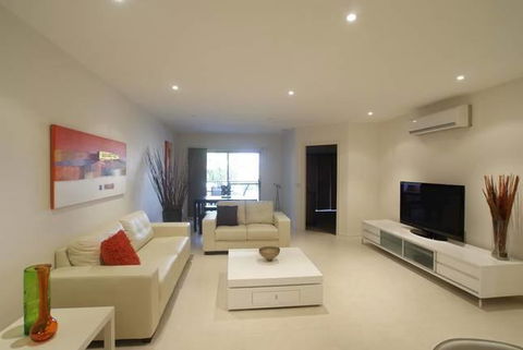 Batemans Bay Apartment - New South Wales Tourism  0