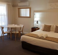 Bathurst Gold Panner - New South Wales Tourism 