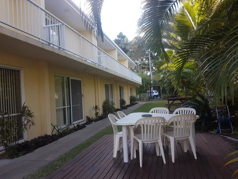 Bayshores Holiday Apartments - New South Wales Tourism  0