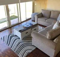 Bayview no 1 - Next to the Beach - New South Wales Tourism 