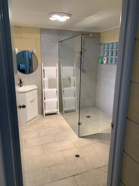 Bayview No 2 - Next To The Beach - New South Wales Tourism  2