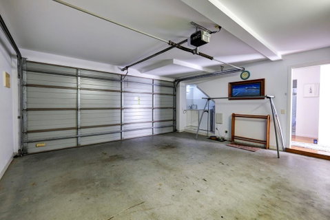 BEACH - BAY - BEE - PET FRIENDLY - New South Wales Tourism  1