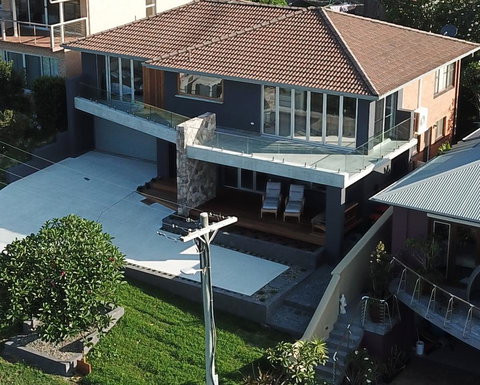 BEACH BREAK, 34 CLIFF ROAD - New South Wales Tourism  1
