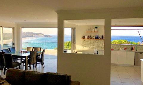 BEACH BREAK, 34 CLIFF ROAD - New South Wales Tourism  3