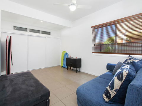 BEACH HOUSE ON PEARL - New South Wales Tourism  2