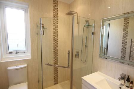 Beach Pad: Bondi Beach - New South Wales Tourism  1