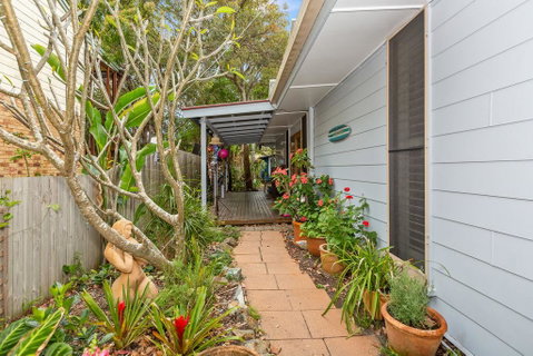 BEACH RETREAT - New South Wales Tourism  0