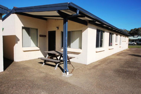 Beach Unit 5 At Hat Head - New South Wales Tourism  0