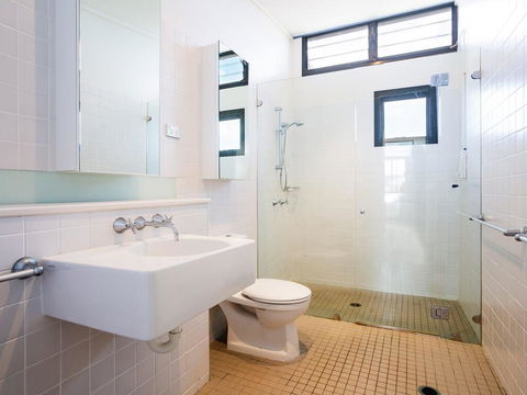 Beach View At One Mile', 8/26 One Mile Close - Infinity Complex Pool & WIFI - New South Wales Tourism  1