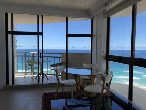 Beachcomber Resort - Official - New South Wales Tourism  2