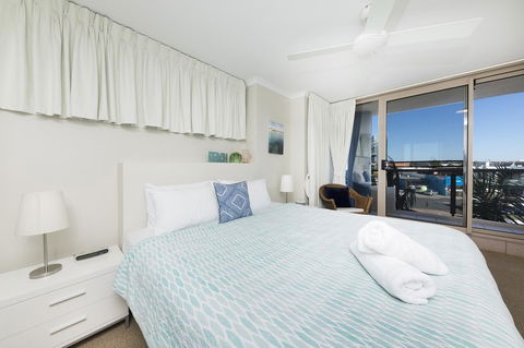 Beaches International - New South Wales Tourism  2