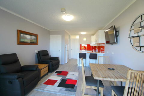 Beachfront 4, 25 Willow Street - New South Wales Tourism  2
