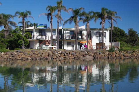 Beachfront 5, 25 Willow Street - New South Wales Tourism  0
