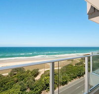 Beachfront Apt Main Beach - New South Wales Tourism 