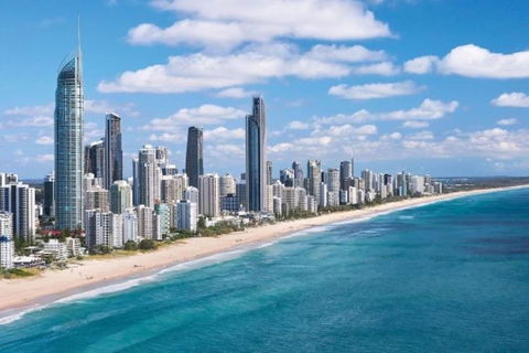 Beachfront Retro Apartment In Surfers Paradise - New South Wales Tourism  1