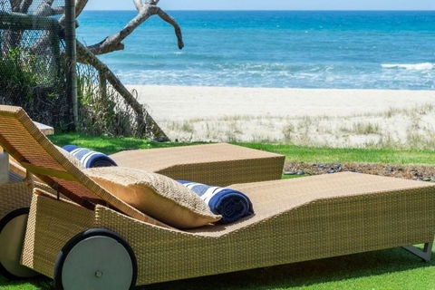 Beachfront Vila Gold Coast - New South Wales Tourism  0