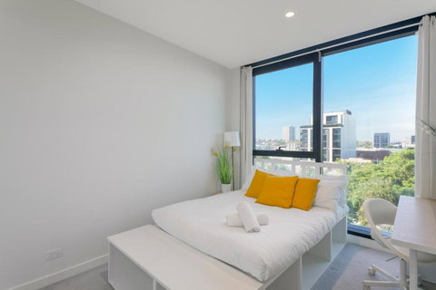 REST COLLECTION One Bedroom Apartment With Study - New South Wales Tourism  1