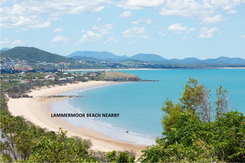 RELAX @48 CLOSE TO BEACH Sleeps 7 - New South Wales Tourism  1