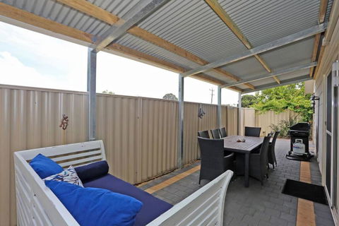 Relax At Falcon By The Bay - New South Wales Tourism  3