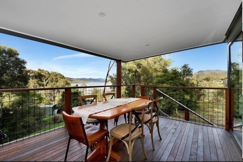 Relax At Goughs Bay - New South Wales Tourism  0