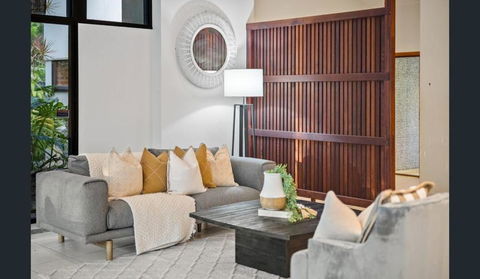 Relax On The Spacious Balcony And Soak In The Picturesque Views - New South Wales Tourism  0