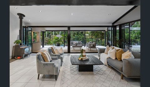 Relax On The Spacious Balcony And Soak In The Picturesque Views - New South Wales Tourism  1