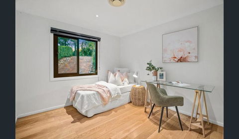 Relax On The Spacious Balcony And Soak In The Picturesque Views - New South Wales Tourism  3