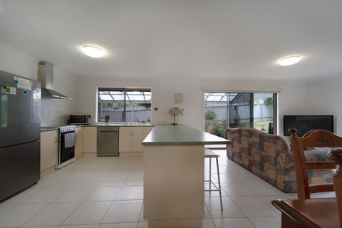 Relaxing Holiday Home Pets Are Welcome - New South Wales Tourism  2