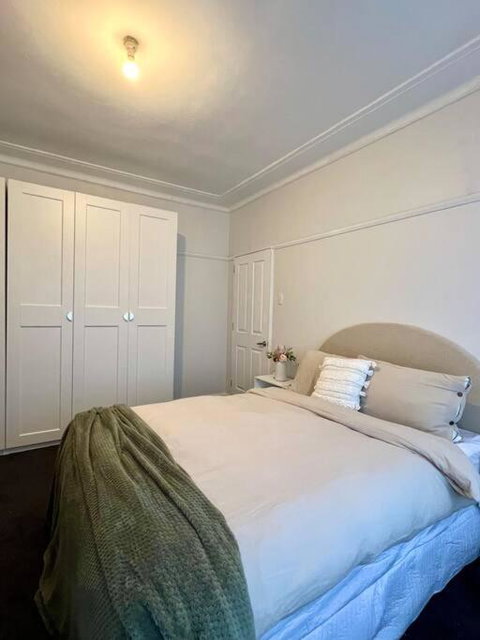 Renovated 3 Bedroom House - New South Wales Tourism  1