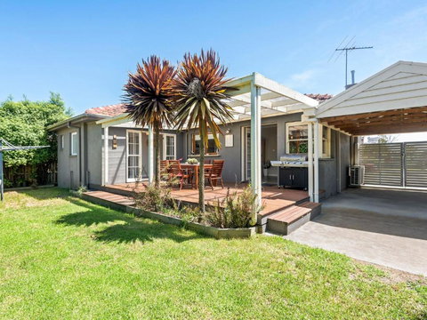 Resarf Retreat - New South Wales Tourism  0