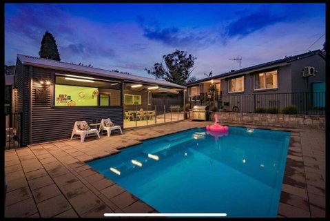 Resort Style Home Pool Spa Sauna - New South Wales Tourism  0