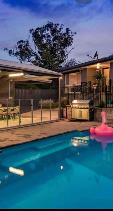 Resort Style Home Pool Spa Sauna - New South Wales Tourism  3