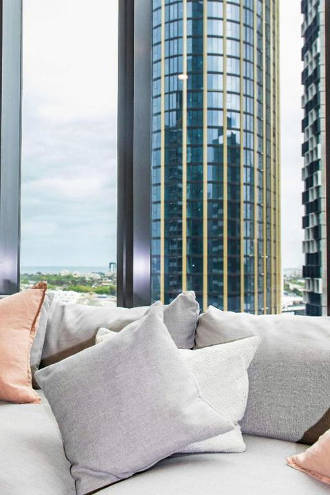 Resort Style Living 2 Bed Apt With Pool BBQ - New South Wales Tourism  1