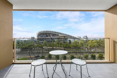 Resort Style Living One Bedroom Apt Olympic Park - New South Wales Tourism  3
