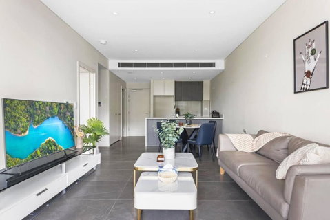 Resort Style Living One Bedroom Apt Olympic Park - New South Wales Tourism  0