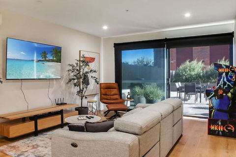 Retreat On Bellerine I Corporate Or Getaway - New South Wales Tourism  0
