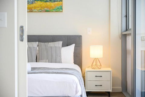 Rhodes 2Br Near Ocean Scenery Ferry Spot - New South Wales Tourism  1