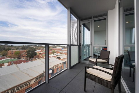 Richmond Place - 2BR W Parking & Gym - New South Wales Tourism  2