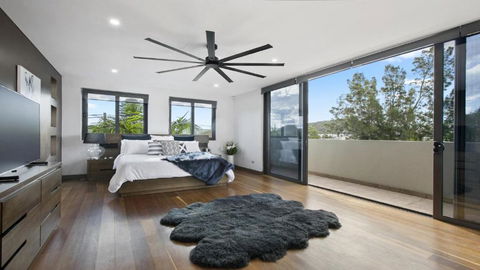 Riptides Booker Bay -Waterfront Apartment, Walk To Shops & Cafes - New South Wales Tourism  2