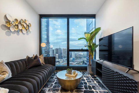 Ritzy Apartment In Iconic Australia 108 With Views - New South Wales Tourism  1