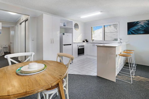 Riverside Location, Noosa Sound - New South Wales Tourism  3